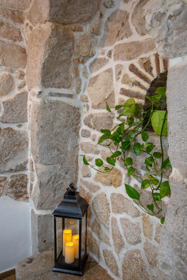 Traditional Stone House St.Anton Малинска Екстериор снимка